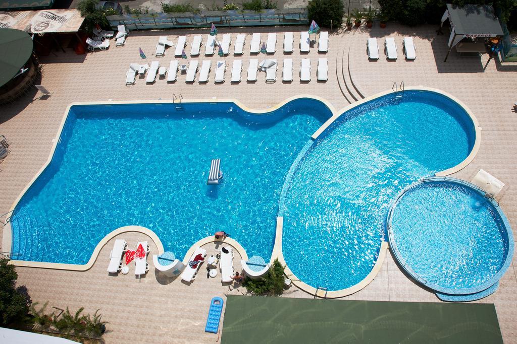 Hotel Yantra Σάνι Μπιτς Εξωτερικό φωτογραφία