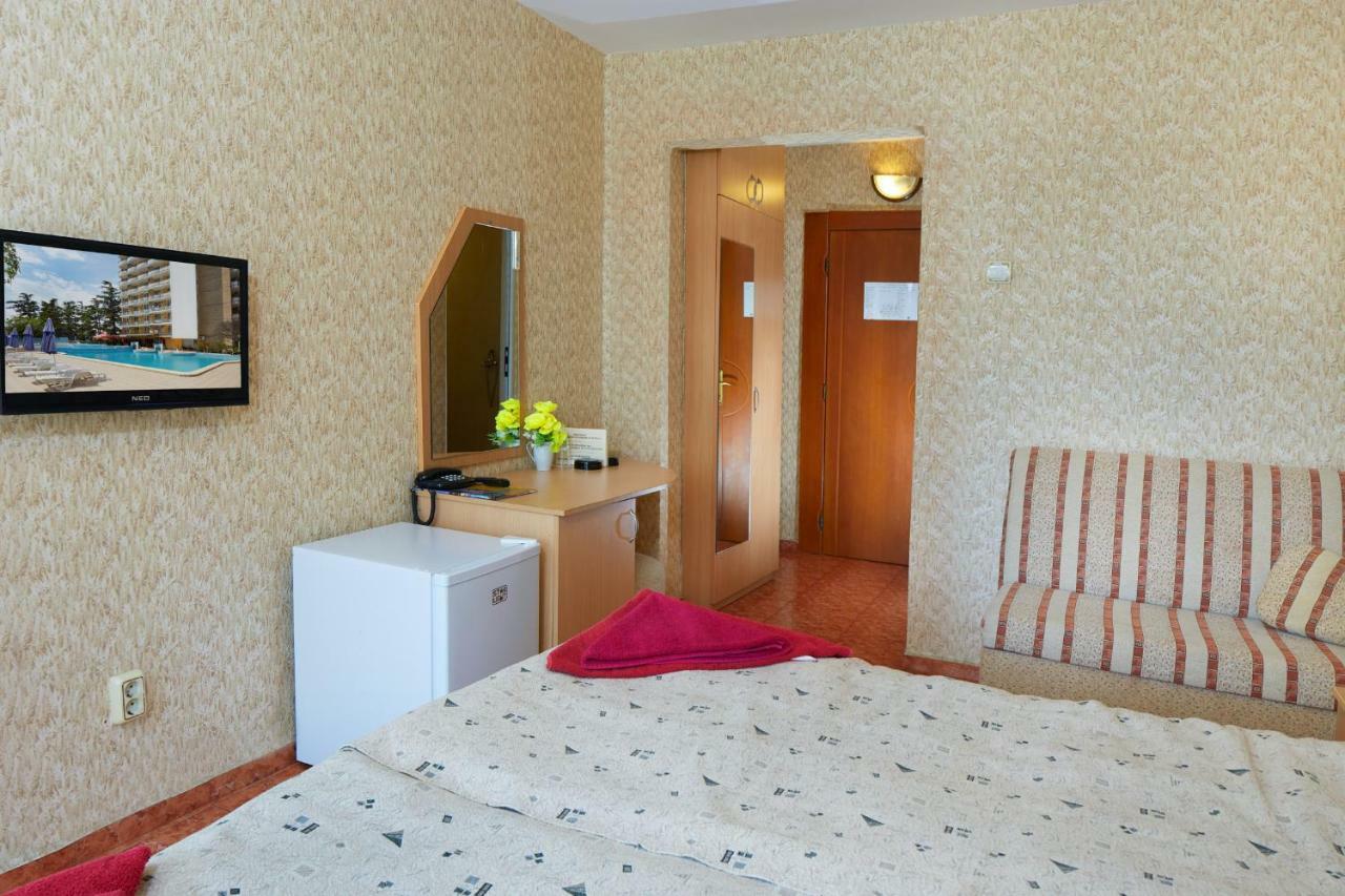 Hotel Yantra Σάνι Μπιτς Εξωτερικό φωτογραφία