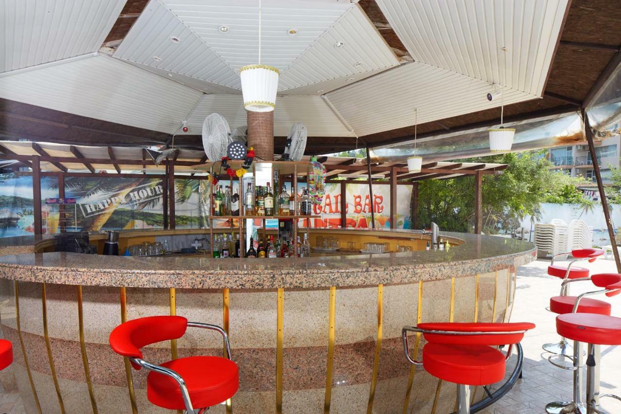 Hotel Yantra Σάνι Μπιτς Εξωτερικό φωτογραφία
